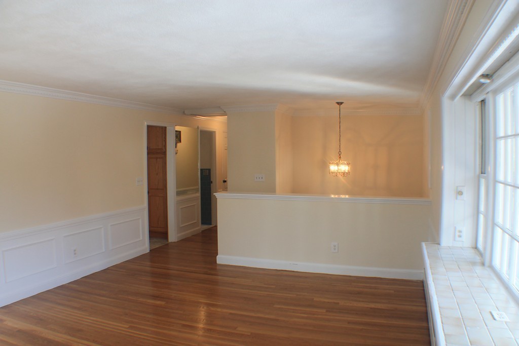 536 Liberty Square Road Boxborough, MA 01719 - Photo 7 of 30 Gallery Image 7