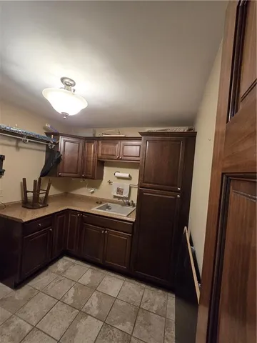 $620,000 | 1502 Hillcrest Court, Atchison, KS 66002