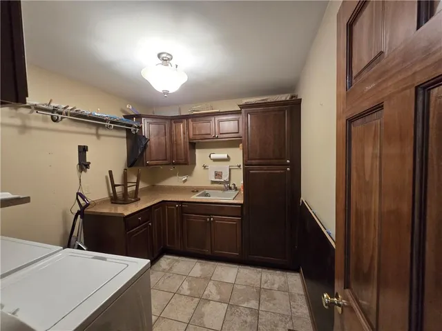 $620,000 | 1502 Hillcrest Court, Atchison, KS 66002