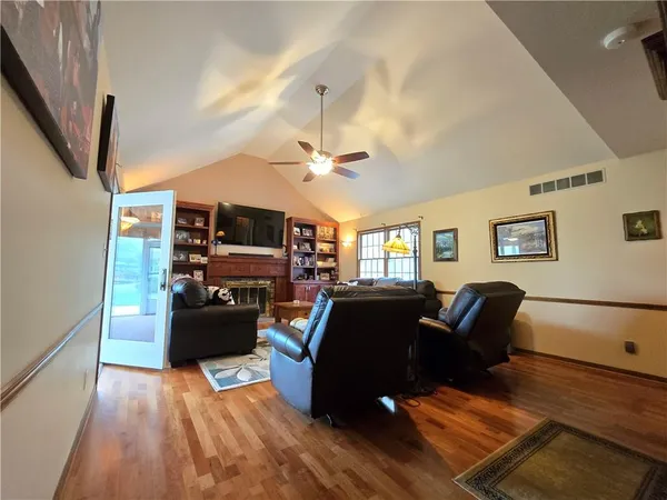 $620,000 | 1502 Hillcrest Court, Atchison, KS 66002