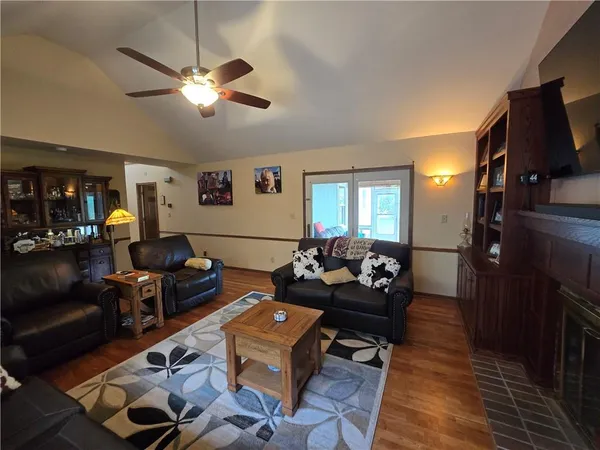 $620,000 | 1502 Hillcrest Court, Atchison, KS 66002