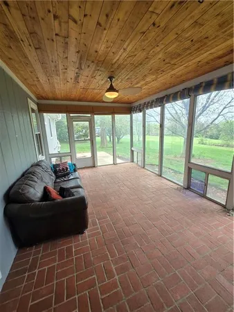 $620,000 | 1502 Hillcrest Court, Atchison, KS 66002