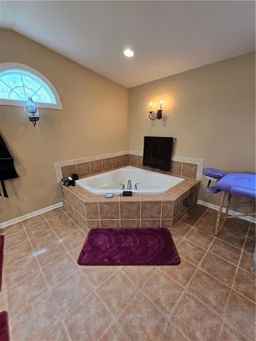 $620,000 | 1502 Hillcrest Court, Atchison, KS 66002