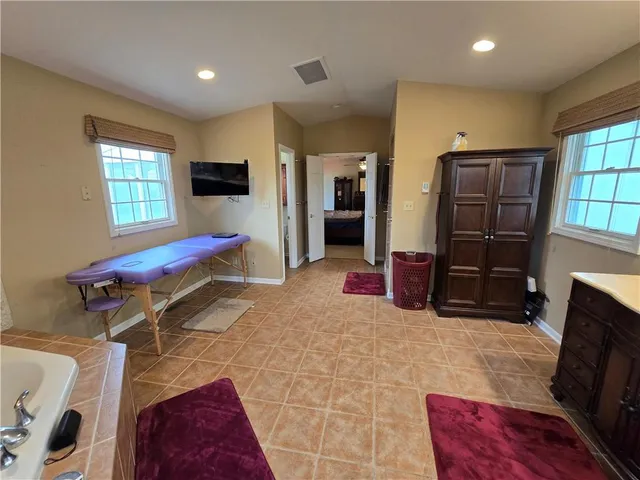 $620,000 | 1502 Hillcrest Court, Atchison, KS 66002