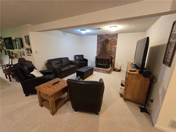 $620,000 | 1502 Hillcrest Court, Atchison, KS 66002