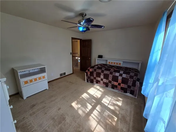 $620,000 | 1502 Hillcrest Court, Atchison, KS 66002