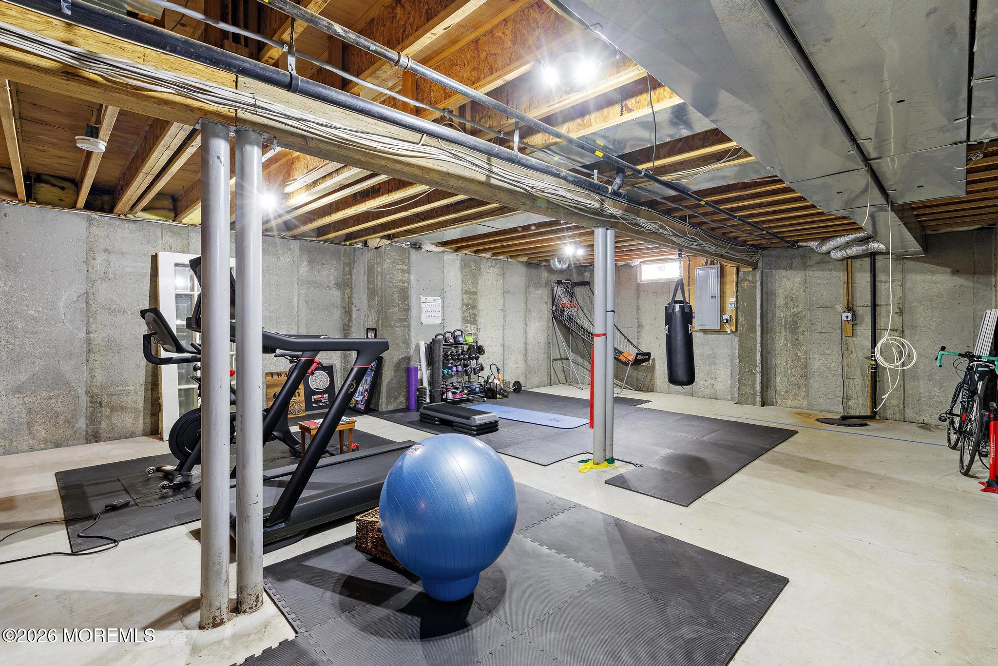 1090 Ridge Avenue Manahawkin, NJ 08050 - Photo 56 of 88 1090 Ridge Ave (50)