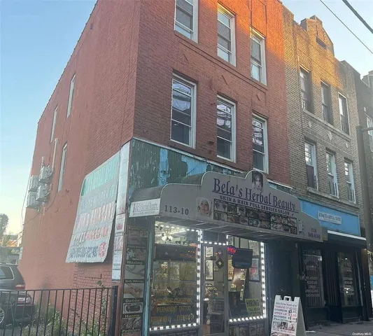 $1,580,000 | 113-10 Jamaica Avenue | Richmond Hill