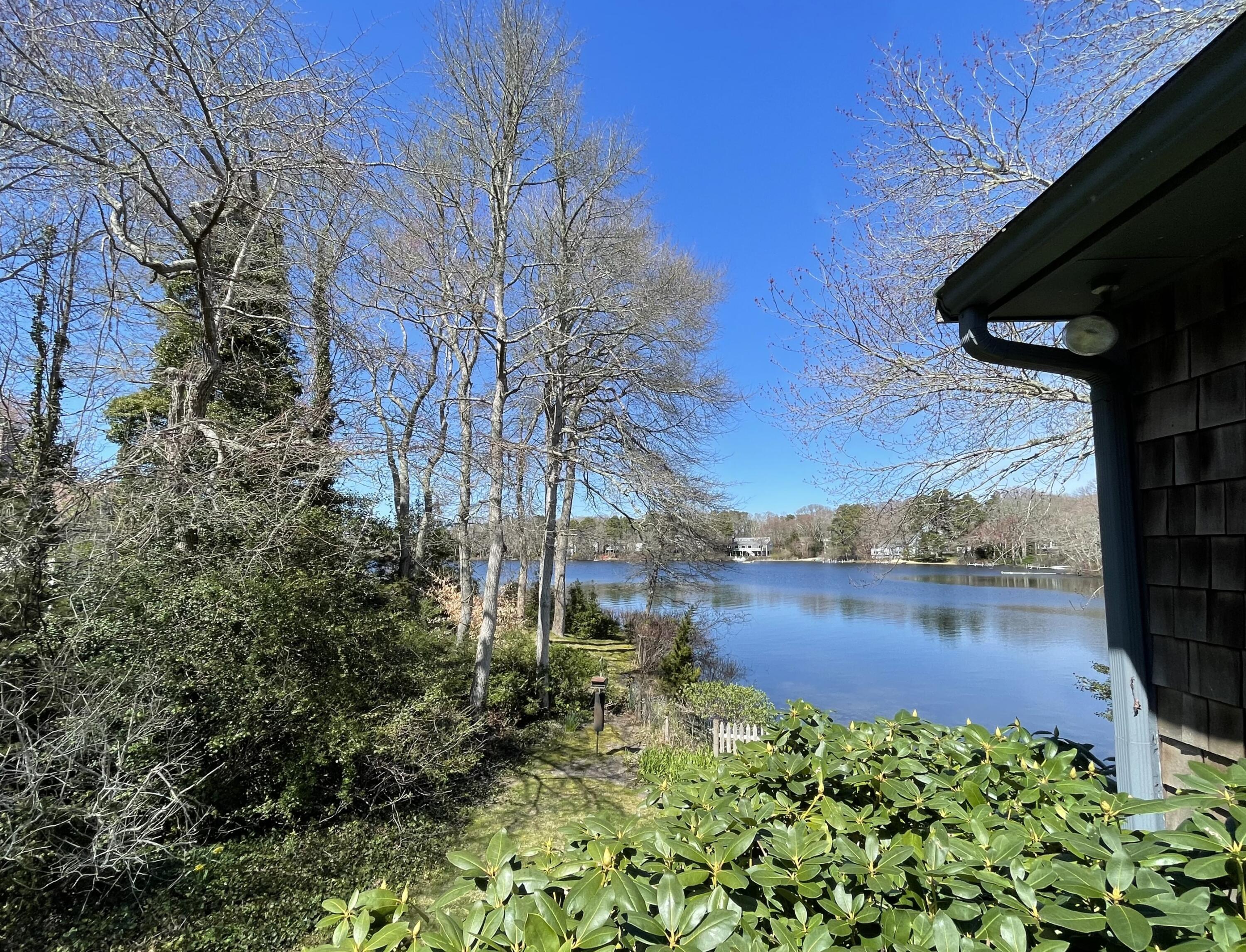 226 Holly Point Road Centerville, MA 02632 - Photo 4 of 11 Side