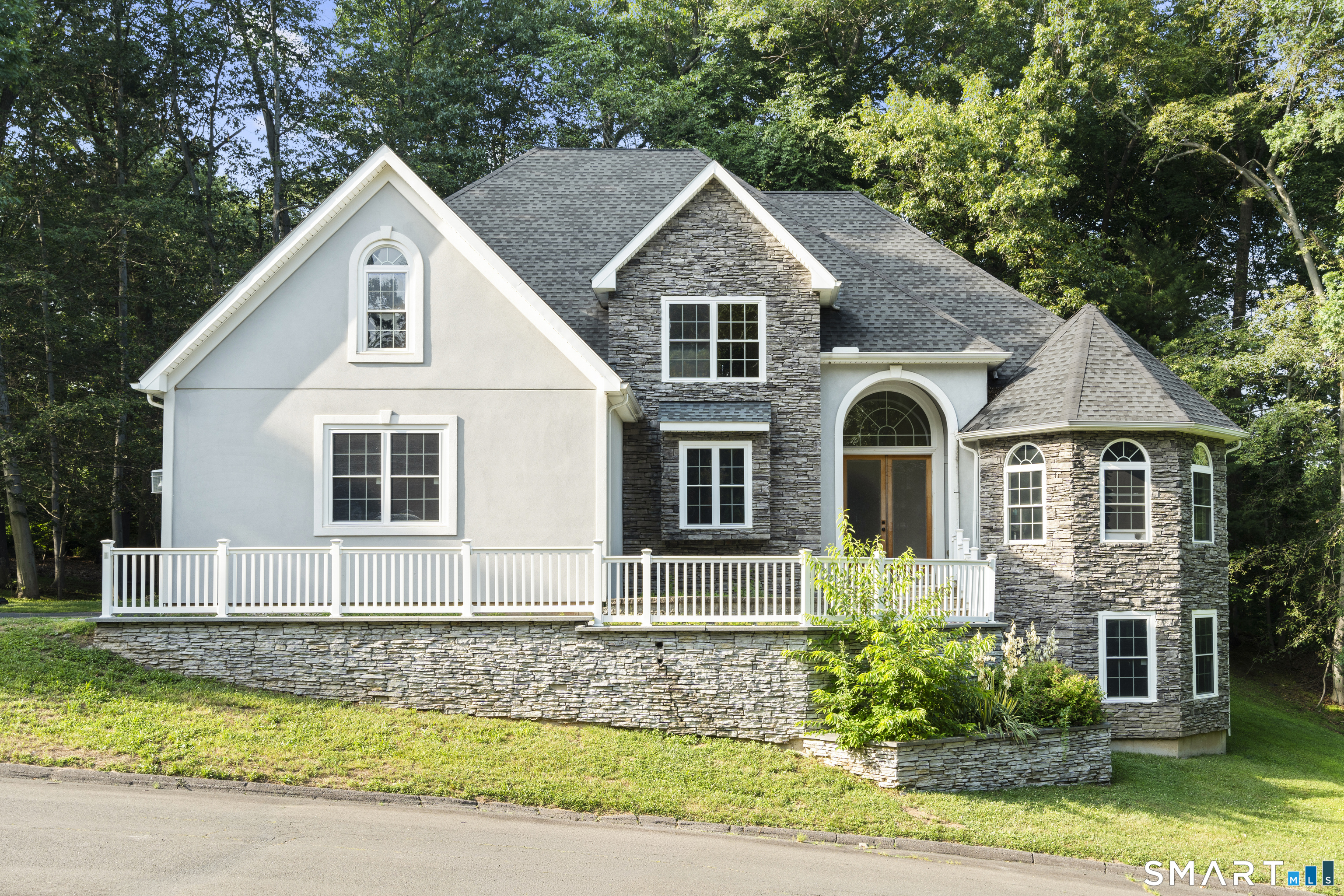 1 Walters Way Windsor, CT 06095 - Photo 1 of 39 WELCOME TO 1 WALTER'S WAY