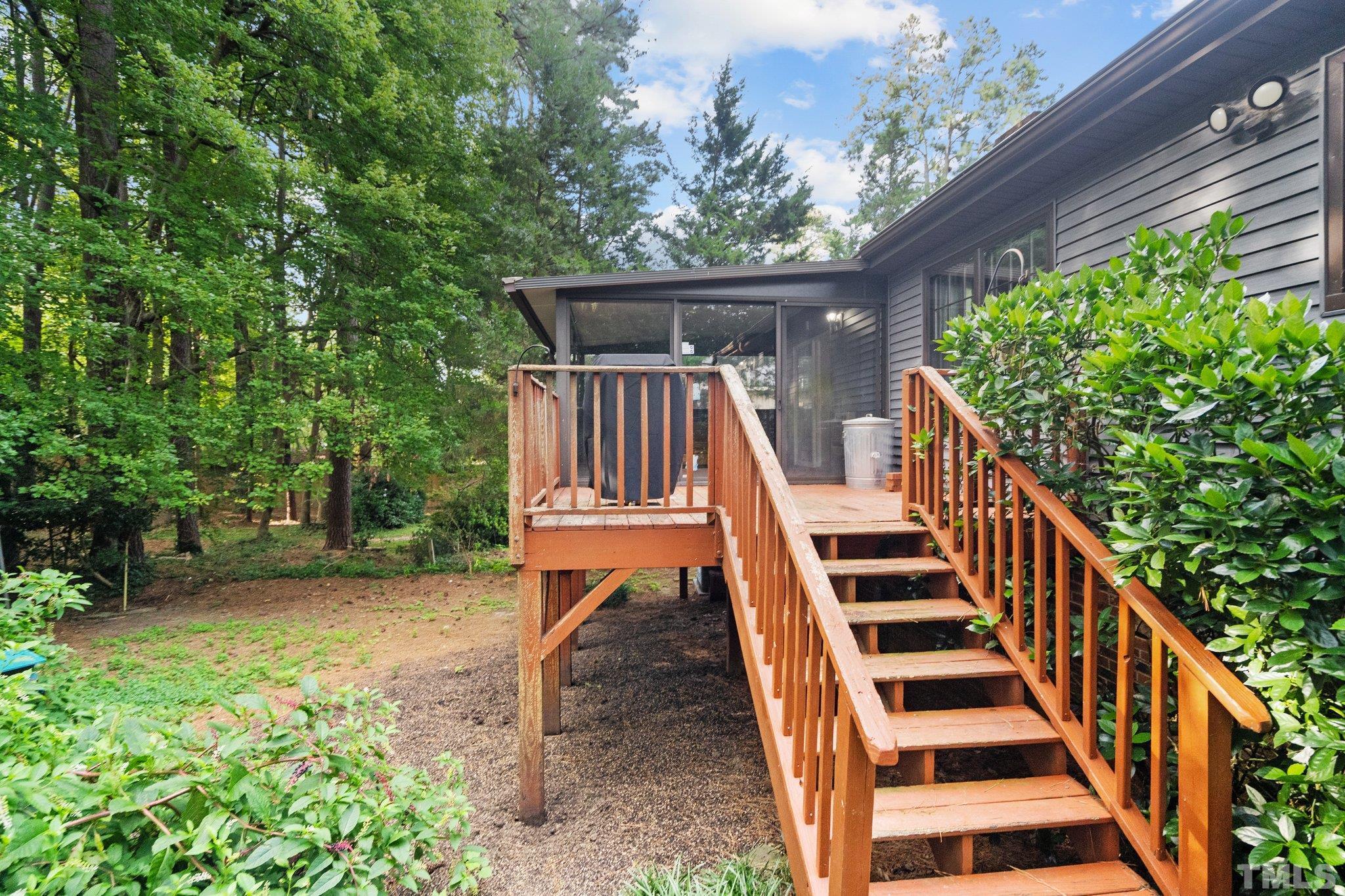 7720 Fiesta Way Raleigh, NC 27615 - Photo 30 of 32