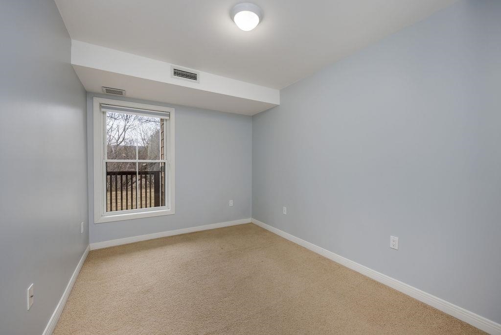 287 Mascoma Street, Unit 101 Lebanon, NH 03766 - Photo 16 of 32 Gallery Image 16