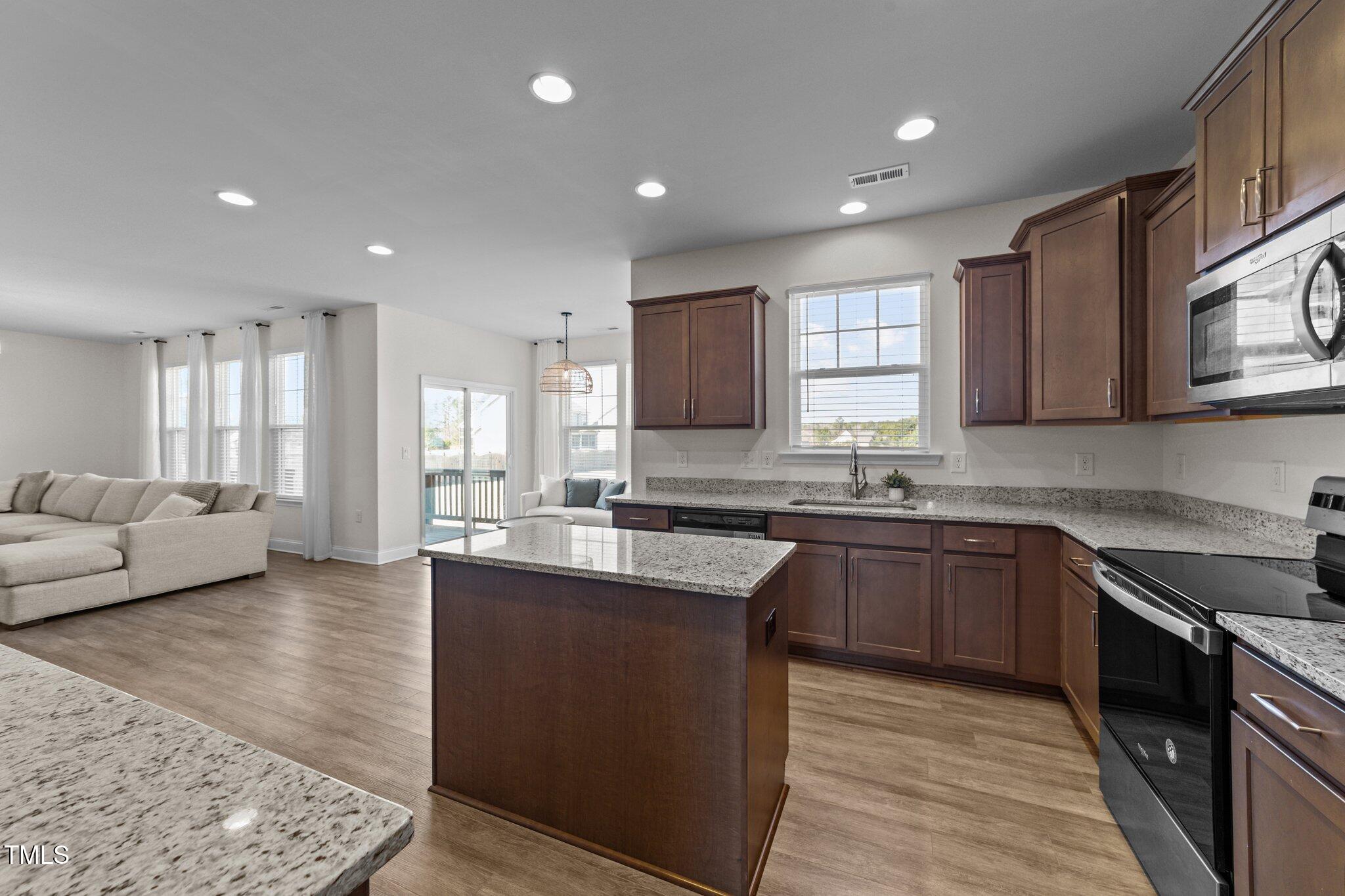 298 Sunrise Ridge Drive Willow Spring, NC 27592 - Photo 8 of 33 28-web-or-mls-VB4A6276