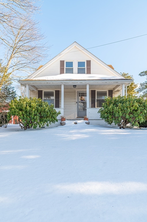 9 Oxbow Road Falmouth, MA 02536 - Photo 2 of 25