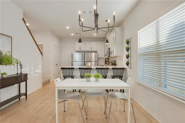 $4,200 | 264 Richards Street, College Station, TX 77840