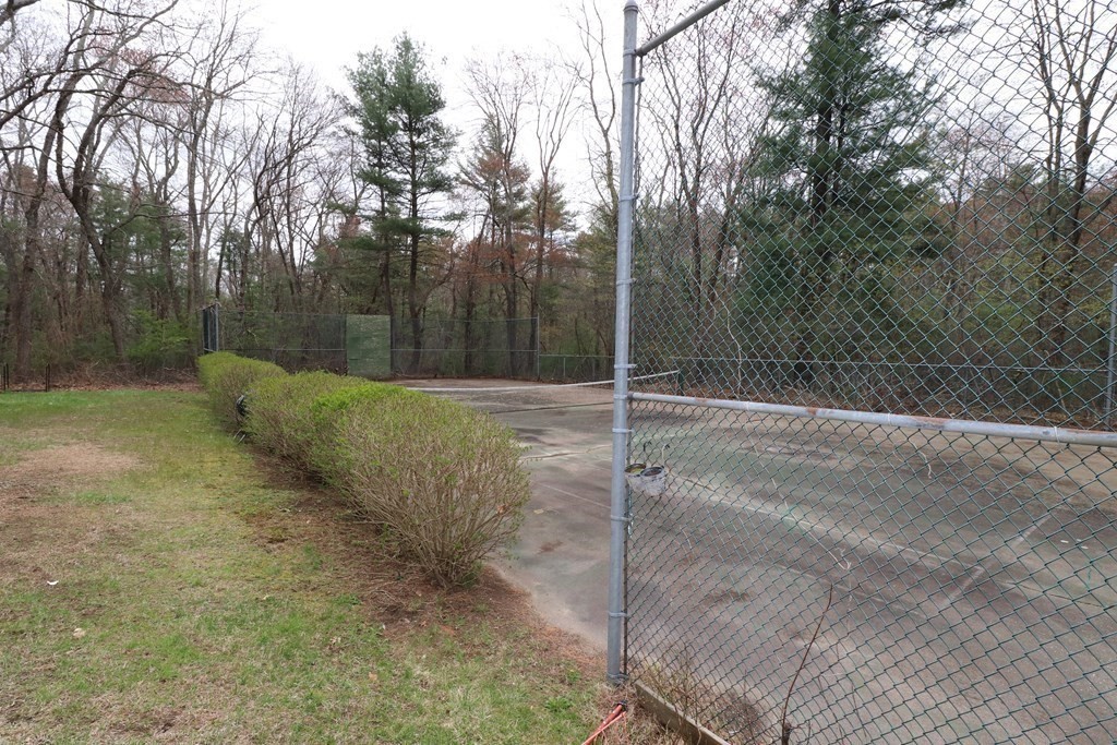 41 Stanhope Drive Norfolk, MA 02056 - Photo 4 of 4