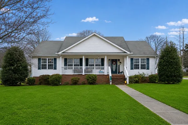 $349,000 | 301 West King Street, Morrison, TN 37357