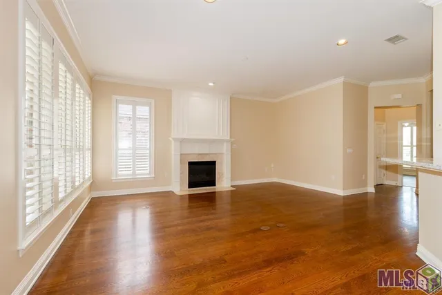 $2,400 | 712 Troutbeck Drive, Baton Rouge, LA 70810