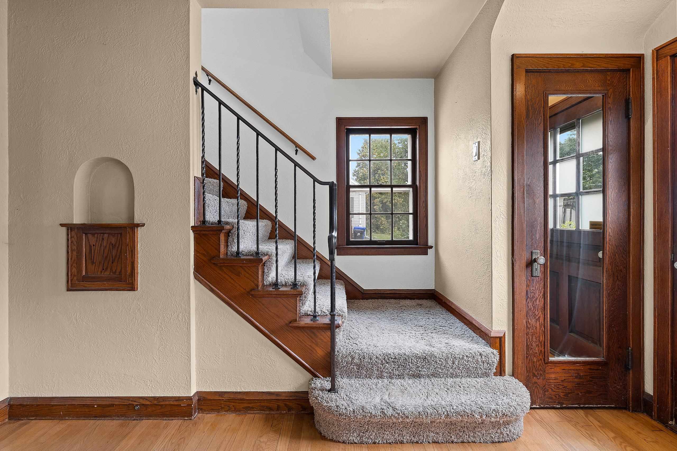 625 North Story Street Appleton, WI 54914 - Photo 4 of 49 Gallery Image 4