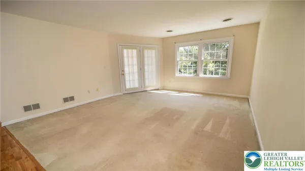 $259,900 | 4655 Cheryl Drive, Bethlehem, PA 18017