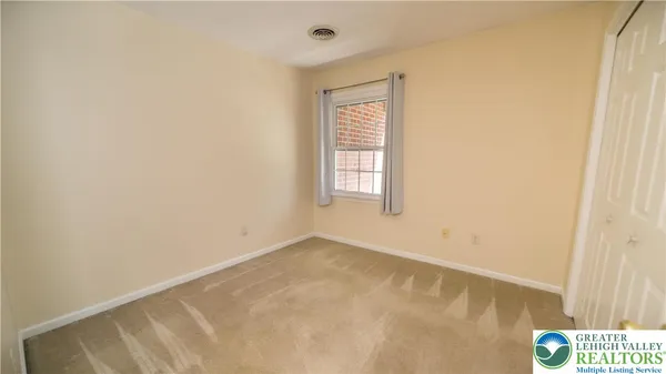 $259,900 | 4655 Cheryl Drive, Bethlehem, PA 18017