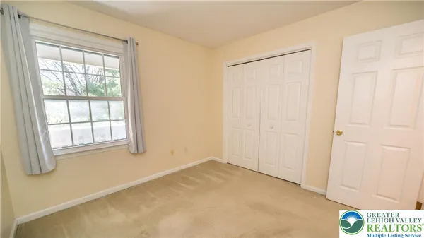 $259,900 | 4655 Cheryl Drive, Bethlehem, PA 18017