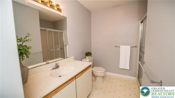 $259,900 | 4655 Cheryl Drive, Bethlehem, PA 18017