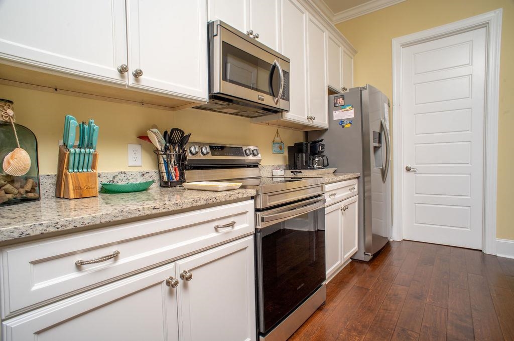 429 Oak Avenue Murrells Inlet, SC 29576 - Photo 31 of 87