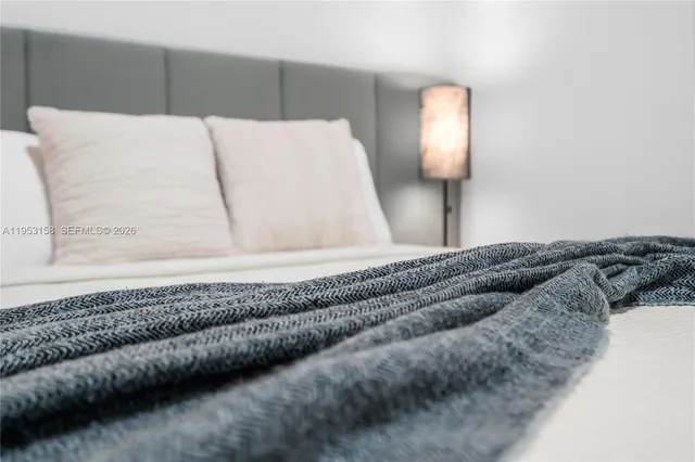 $3,000 | 3728 Northwest 19th Avenue, Unit 304, Miami, FL 33142