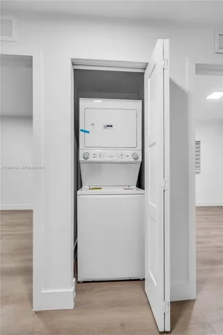 $2,700 | 3728 Northwest 19th Avenue, Unit 304, Miami, FL 33142