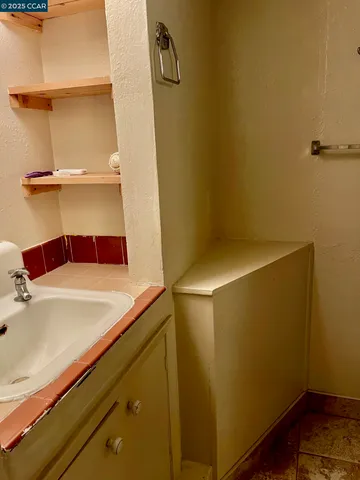 $649,000 | 3530 Clinton Avenue, Richmond, CA 94805