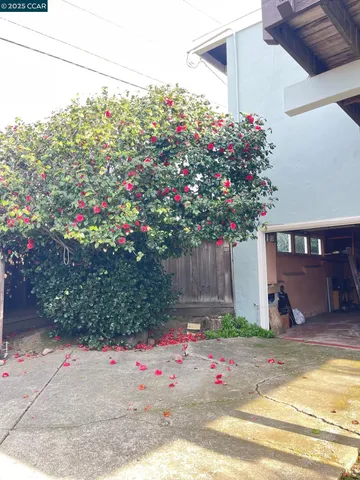 $649,000 | 3530 Clinton Avenue, Richmond, CA 94805