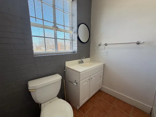 $1,150 | 1300 West Main Street, Unit 202, Waxahachie, TX 75165