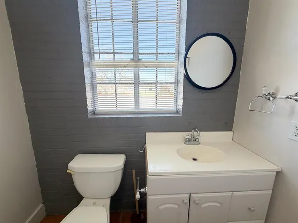 $1,150 | 1300 West Main Street, Unit 202, Waxahachie, TX 75165