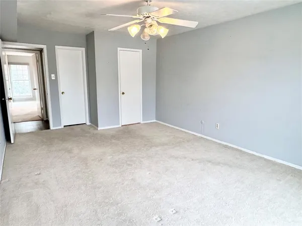 $1,695 | 4014 Ridglea Country Club Drive, Unit 407, Fort Worth, TX 76126