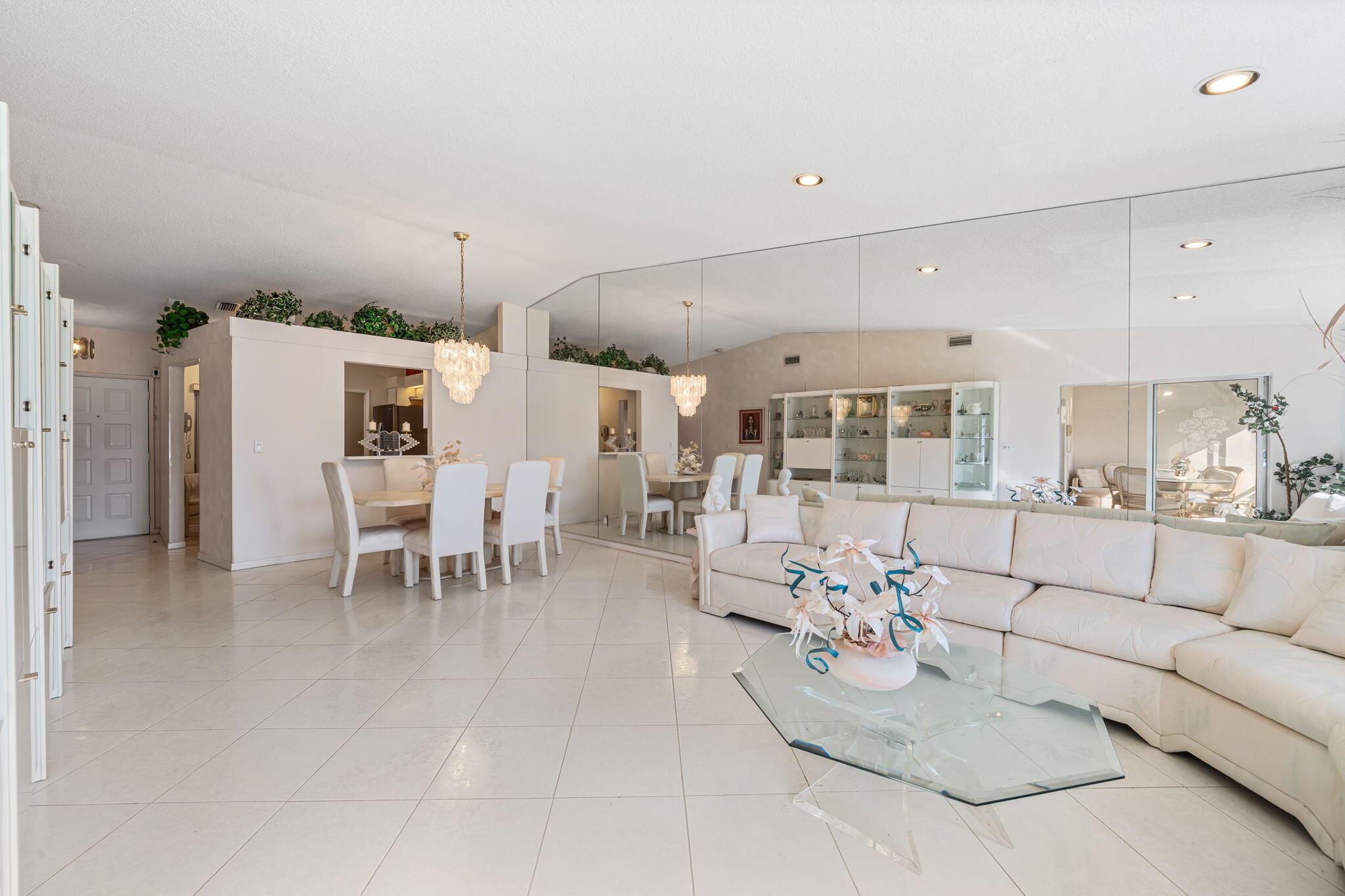 8030 Springside Court, Unit D Boca Raton, FL 33496 - Photo 10 of 39 Living / Dining