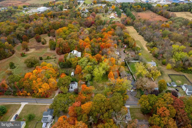 $150,000 | 647 Chestnut Street, Williamstown, NJ 08094