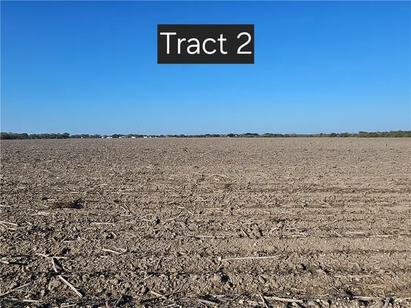 $200,000 | 2 West Escondido Road, Kingsville, TX 78363