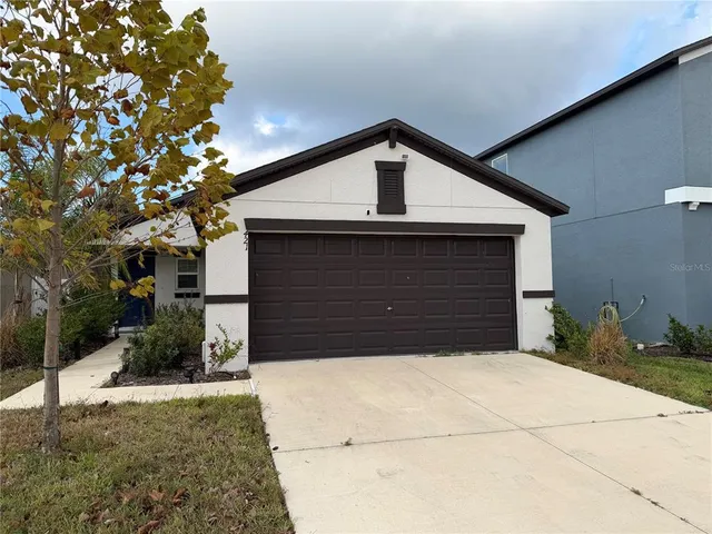 $295,000 | 421 Royal Empress Drive, Ruskin, FL 33570