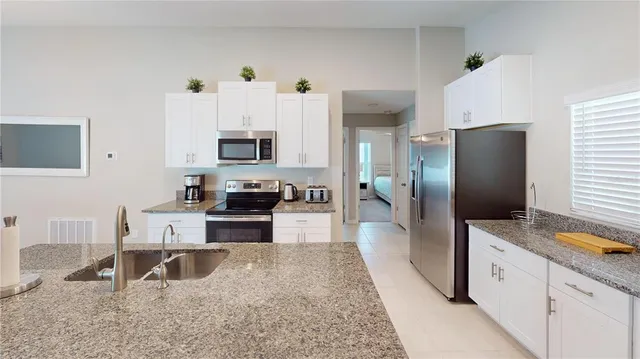 $295,000 | 421 Royal Empress Drive, Ruskin, FL 33570