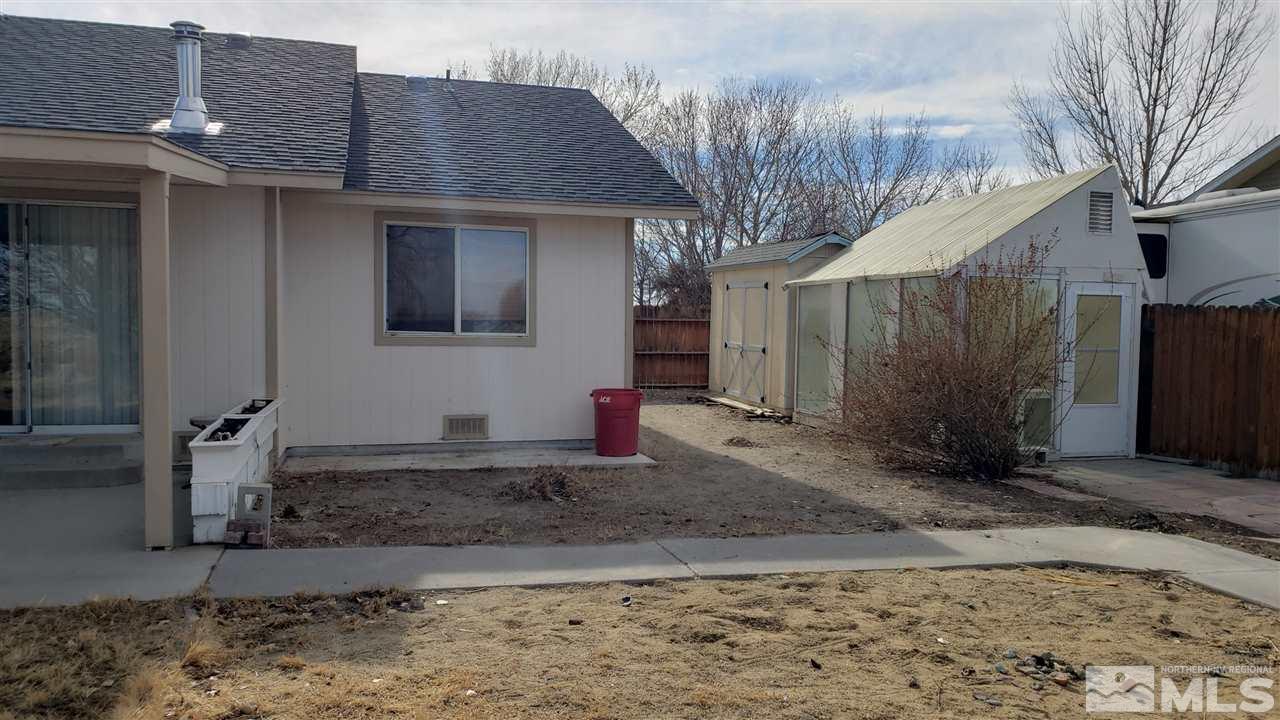 1840 Rice Road Fallon, NV 89406 - Photo 5 of 30 a view of a house with a yard