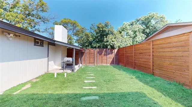 $425,000 | 108 Cedar View Drive, Rowlett, TX 75087