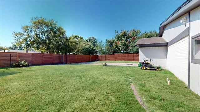 $425,000 | 108 Cedar View Drive, Rowlett, TX 75087