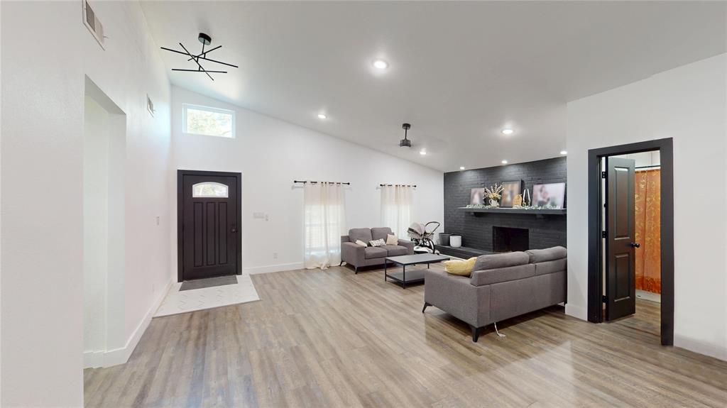 108 Cedar View Drive Rowlett, TX 75087 - Photo 6 of 29