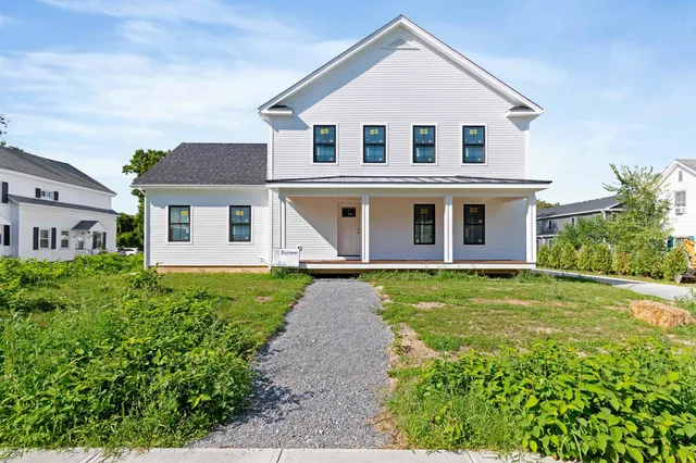 $1,100,000 | 897 Falls Road, Shelburne, VT 05482