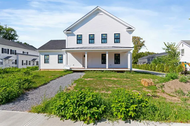 $1,100,000 | 897 Falls Road, Shelburne, VT 05482