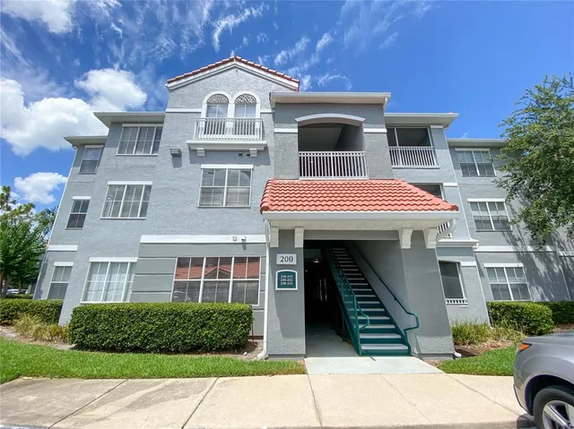 $1,600 | 18001 Richmond Pl Drive, Unit 222, Tampa, FL 33647