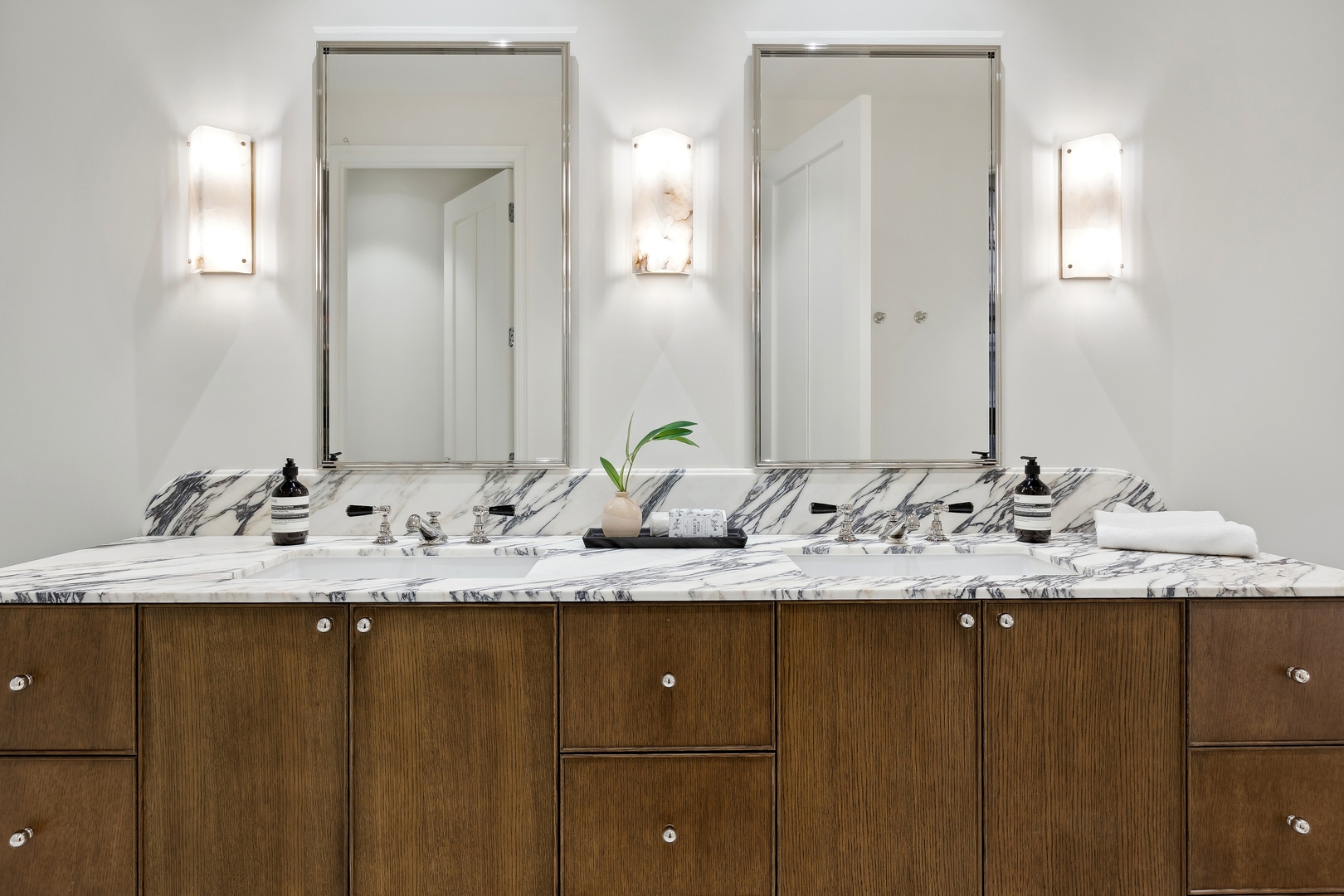 21 North May Street, Unit 601 Chicago, IL 60607 - Photo 46 of 64 Gallery Image 46