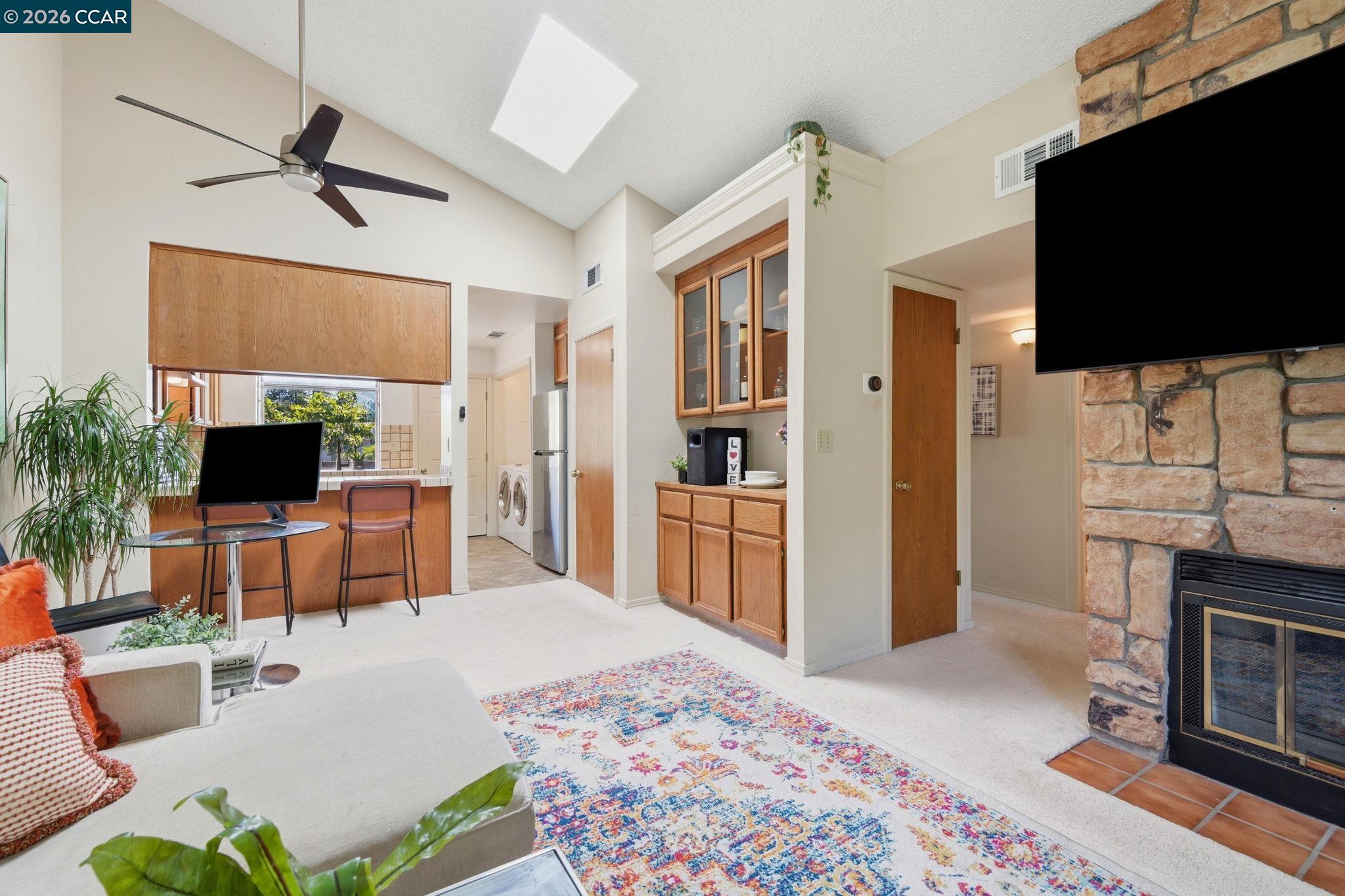 4805 Clayton Road, Unit 12 Concord, CA 94521 - Photo 5 of 35