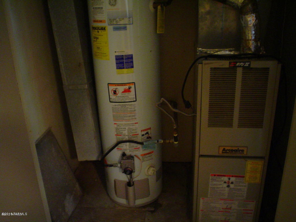 411 Rolfs Avenue Mammoth, AZ 85618 - Photo 6 of 8 Gallery Image 6